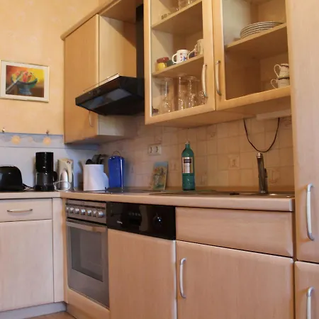 Gorgeous In With Covered Terrace * Klutz